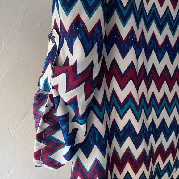 NWT Chevron Pattern Chiffon Long Sleeve Dress - Picture 2 of 8